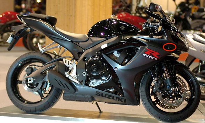 Suzuki_GSX-R_750_rechts.jpg
