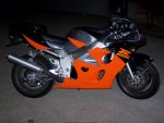 suzuki-gsxr600-97-500416orange.jpg