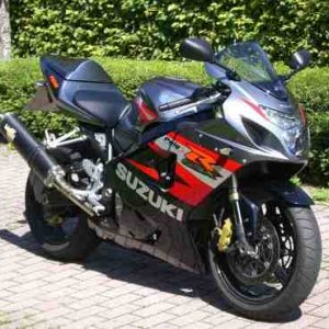 GSX-R 750 K4