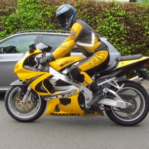 GSX-R 750 Y (Bj. 2000)