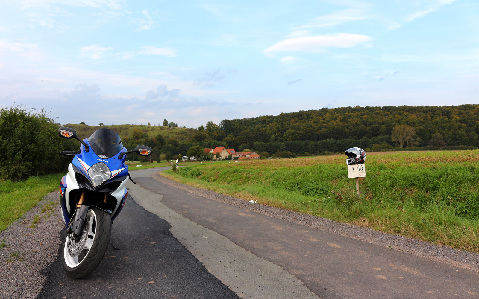 GSX R 1000 K7   013