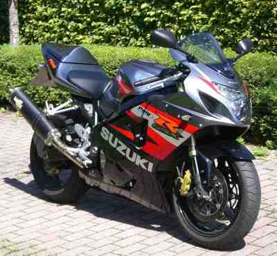 GSX-R 750 K4