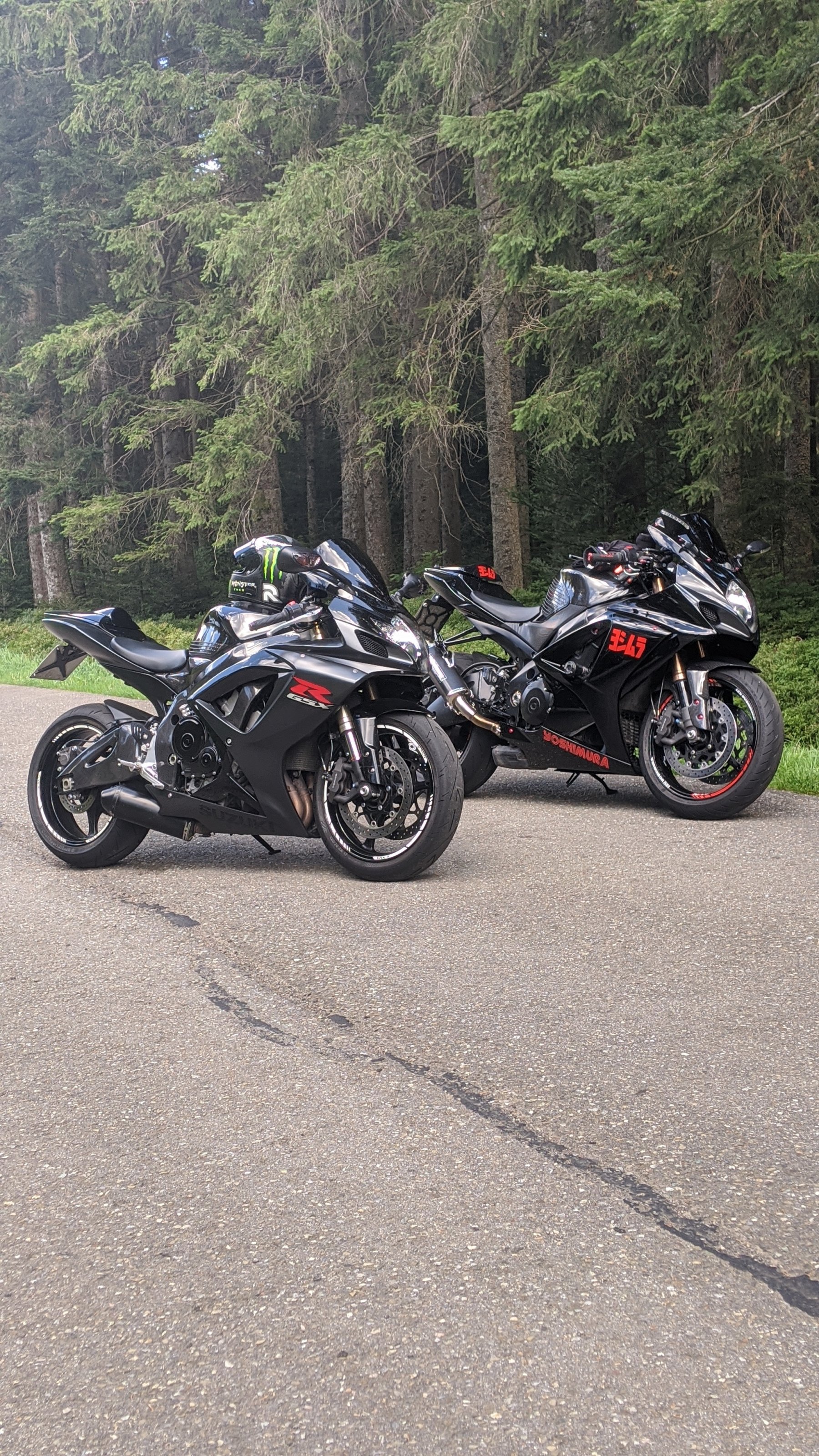 Hannelore mit dem kleinen Bruder